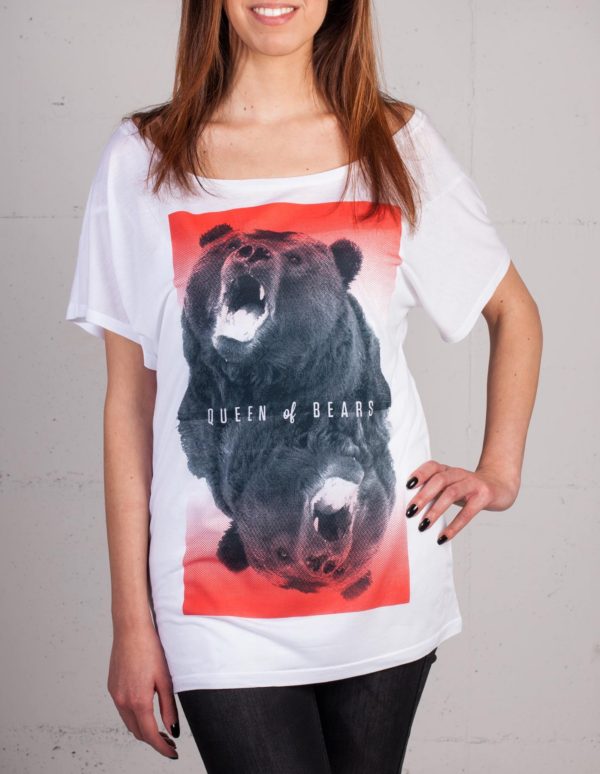 Queen of Bears T-shirt von Daniel Strohhäcker, Frontansicht